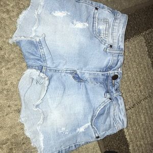 Light washed shorts